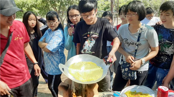 Hoc tap ngoai NT23.jpg